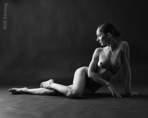 Alex, in repose - Artistic nude photo by photographer Will Strong (yb2normal) - AmorArt