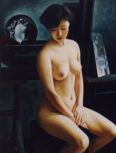 Before The PaintingXue Yanqun, nato a Dalian, in Cina. Si è laureato all'Accademia di Belle Arti Lu Xun di Shenyang nel 1981 e vi è rimasto per insegnare. Successivamente ha completato gli studi universitari e ha conseguito un Master in Belle Arti nel 1989, è stato professore e membro dell'Associazione degli artisti cinesi.
