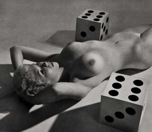 zoltc3a1n-glass-female-nude-study-gambling-dice-1950s
